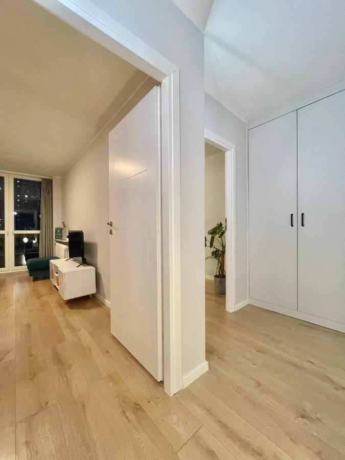 Apartament Przy Atrium, Stacja Metra Rondo Onz Варшава Екстер'єр фото