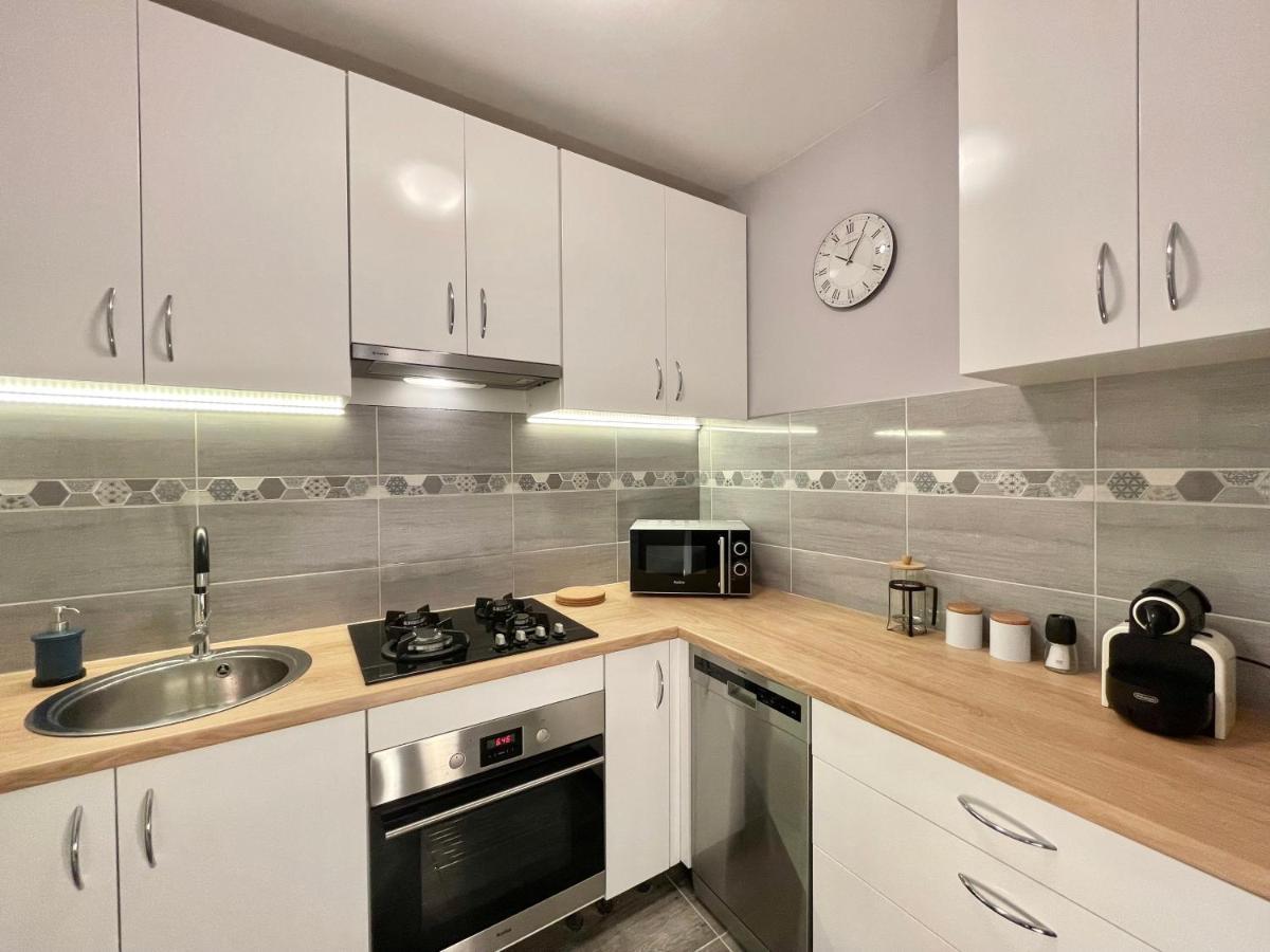 Apartament Przy Atrium, Stacja Metra Rondo Onz Варшава Екстер'єр фото