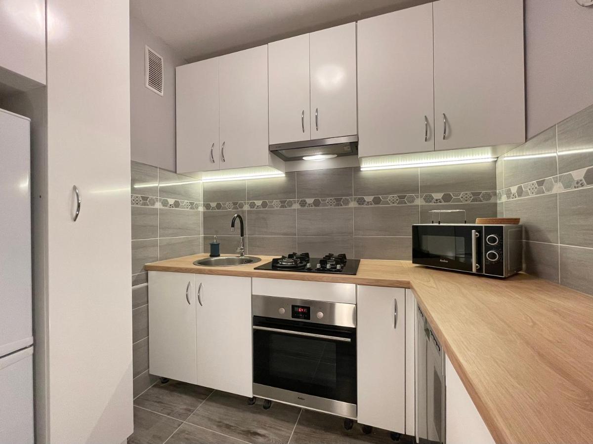 Apartament Przy Atrium, Stacja Metra Rondo Onz Варшава Екстер'єр фото